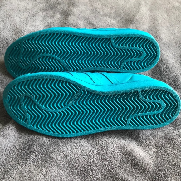 Pharrell Adidas! - Picture 4 of 5